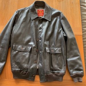 Valstar Men’s Leather Bomber Jacket